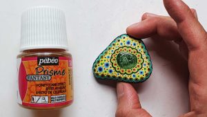 Kreativ-Espresso #17 ~ Material-Tipp: Steine bemalen mit pebeo prisme fantasy